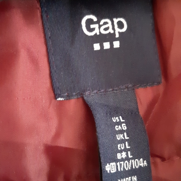 GAP Burgundy Vest - Picture 4 of 4